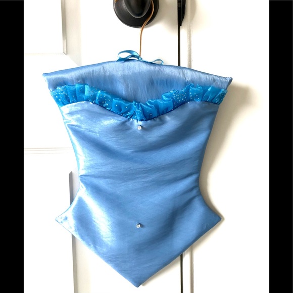 Victorian Corset shape accessory bag. - Picture 9 of 9